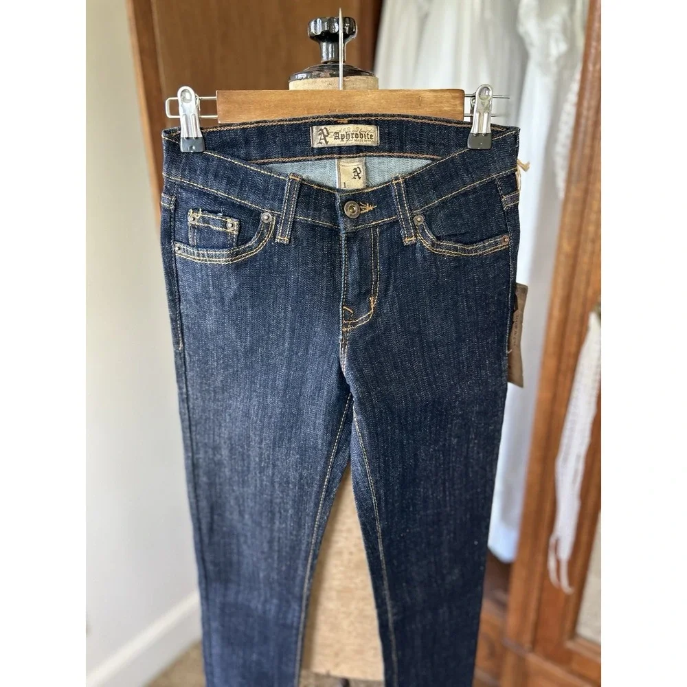 Rhinestone Embellished Jeans Dark Wash Denim Skinny Leg Jeans‎ Size 26